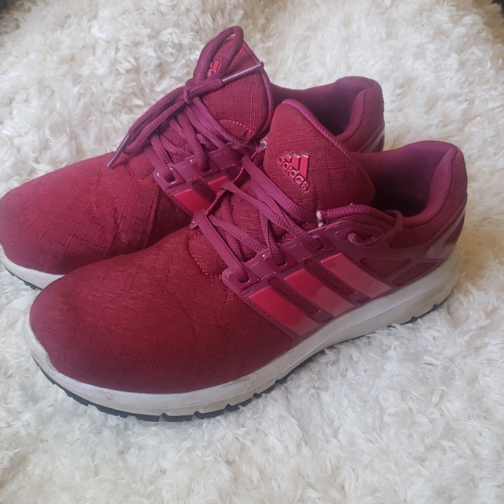 Adidas cloudfoam sneaker size 8.5